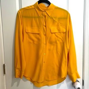 Equipment femme long sleeve signature blouse SZ XS yellow/ mustard yellow